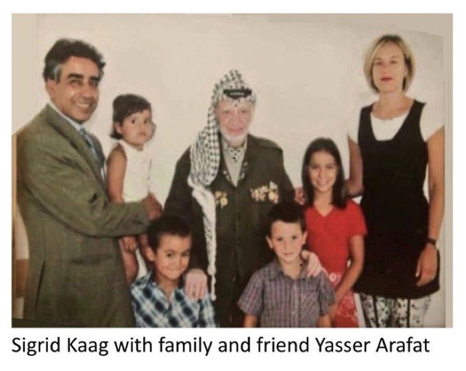 Sigrid Kaag and family with Yasser Arafat