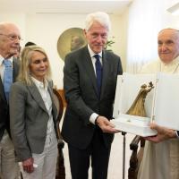 Bill Clinton and friends meet Pope Francis