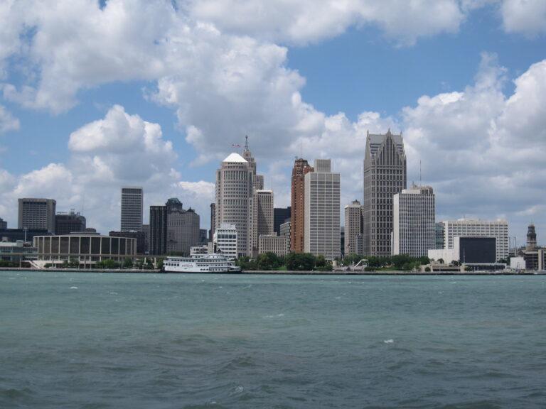 Detroit skyline as seen from Windsor Ontario credit Bernt Rostad CC SA 2.0 Flickr