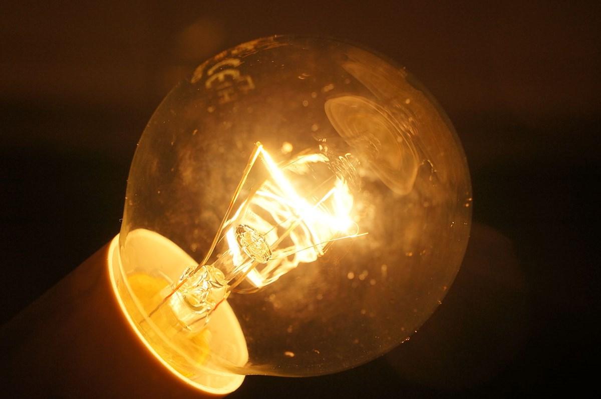 Incandescent bulb wikimedia