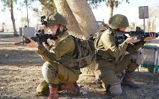 Female Israeli troops IDF photo