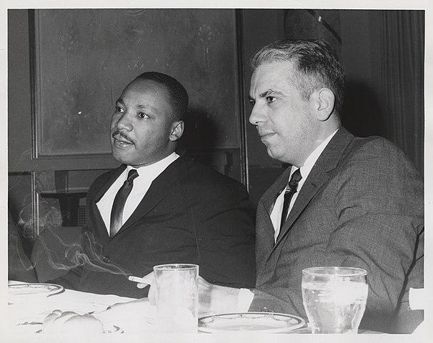 Martin Luther King Jr and Robert Wechsler of American Jewish Congress, 1963. Wikimedia.