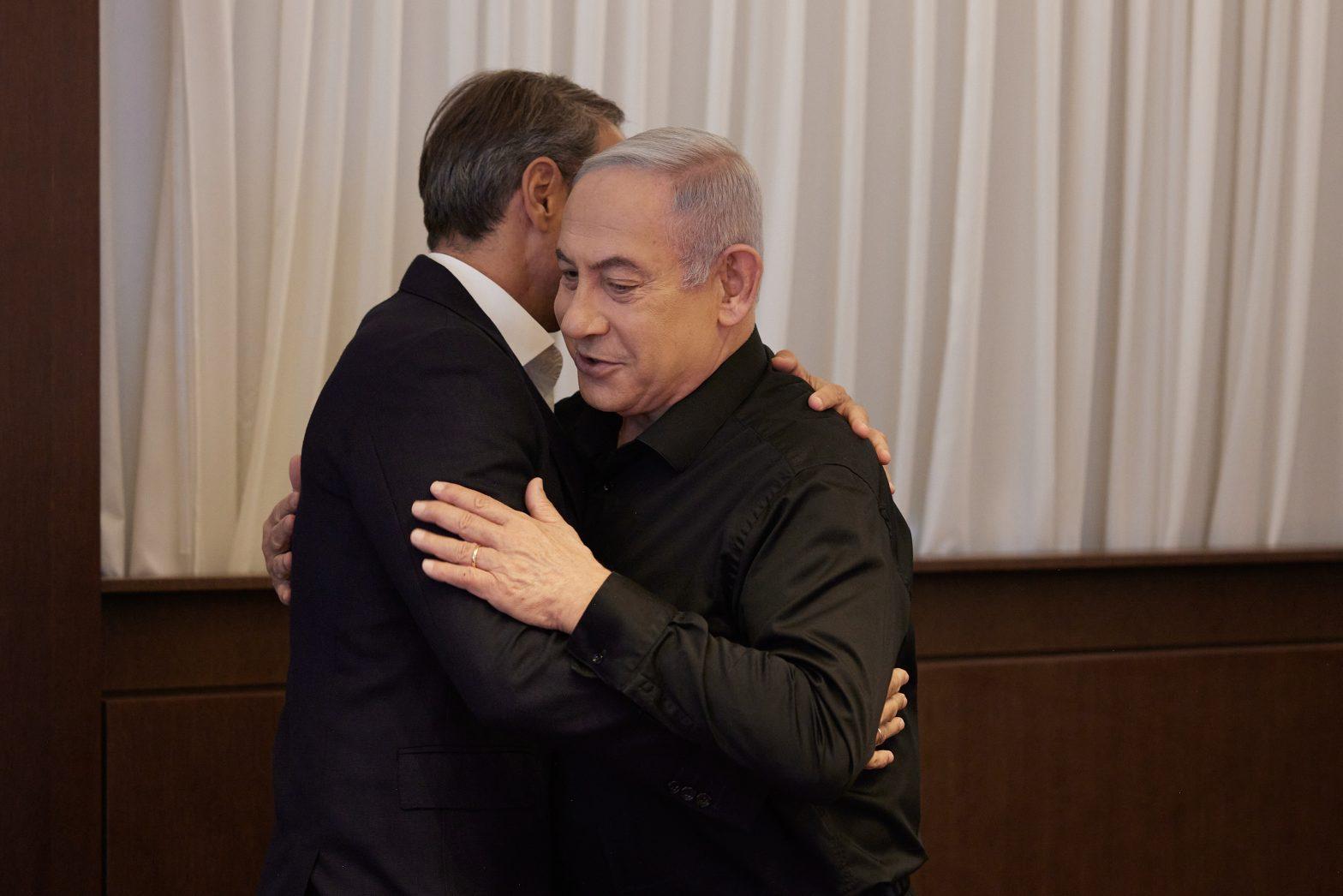 Mitsotakis and Netanyahu PM office photo