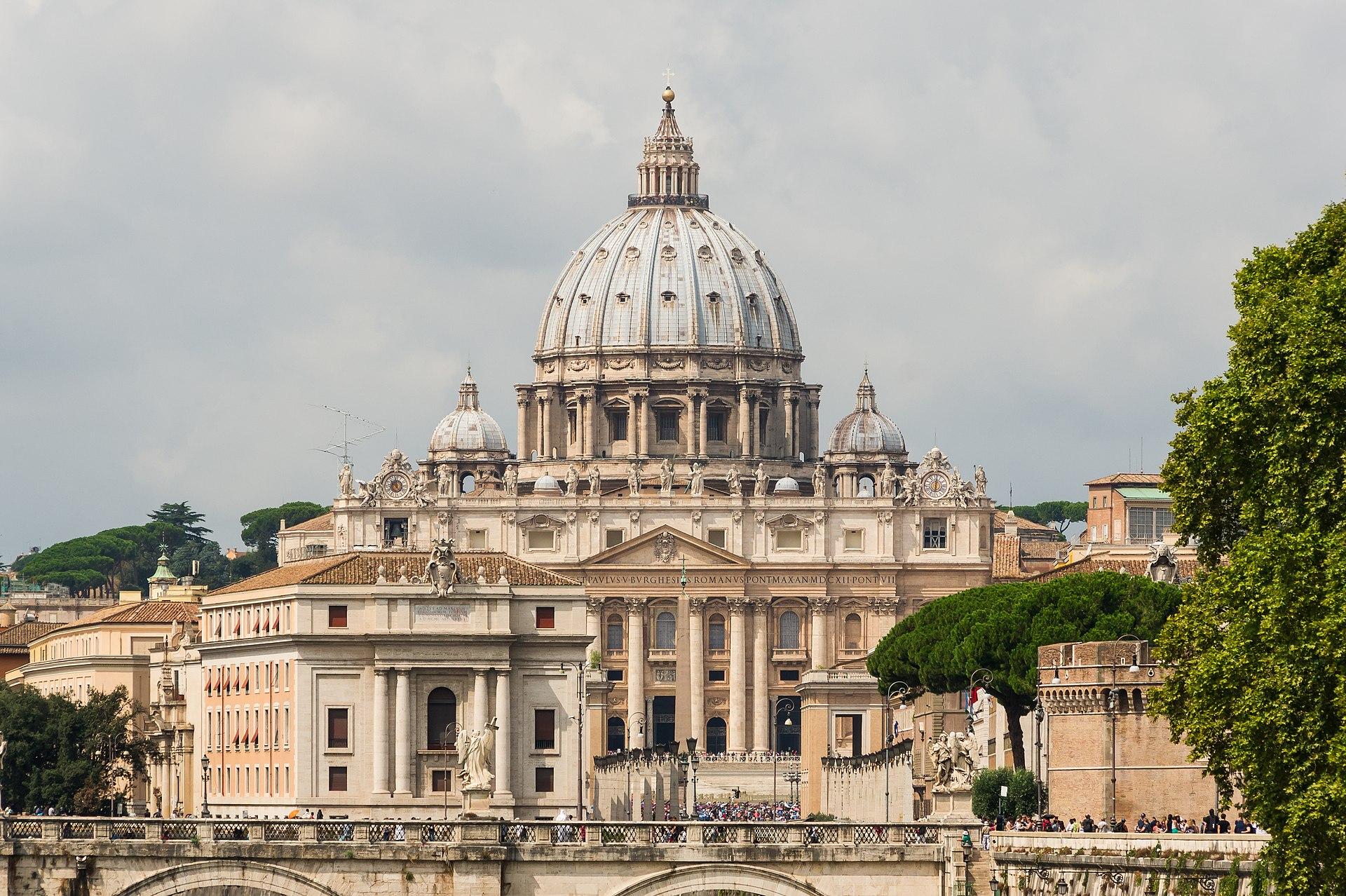St Peter Basilica Rome wikimedia